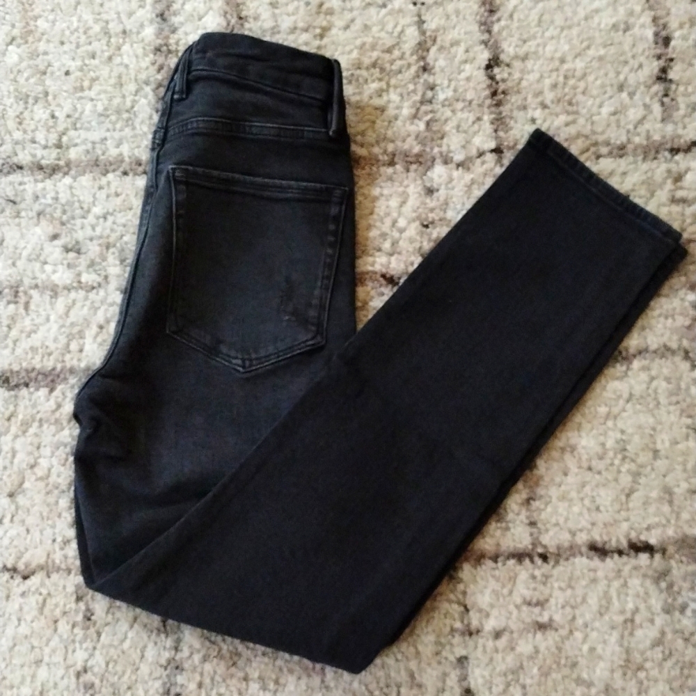 NWOT Good American Jeans